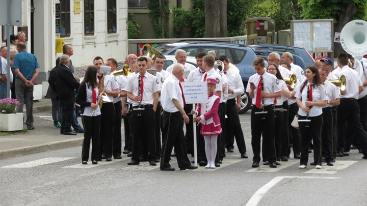 smotra PUHACA 034.jpg