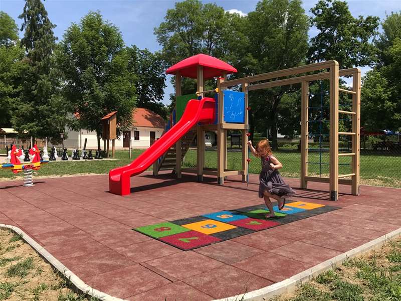 igralište kod starog.jpg