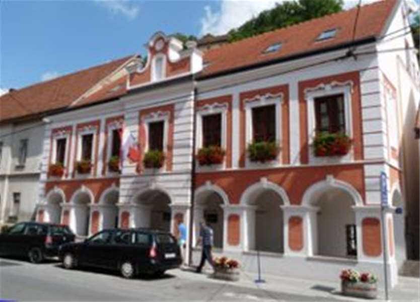 grad krapina.jpg