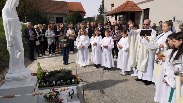 WhatsApp Image 2022-10-09 at 13.30.57.jpeg