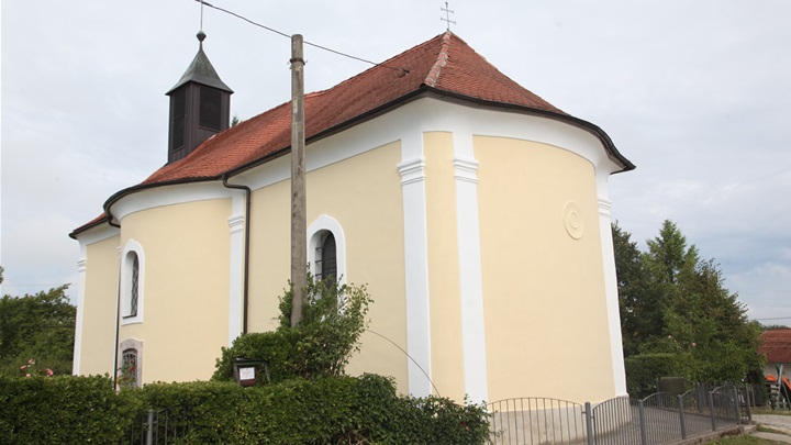 kapela krušljevo selo.JPG