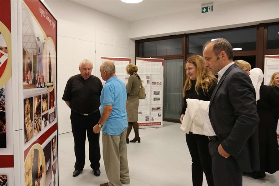 Otvorena izložba Papa putnik - bistrički hodočasnik12 glavna.JPG