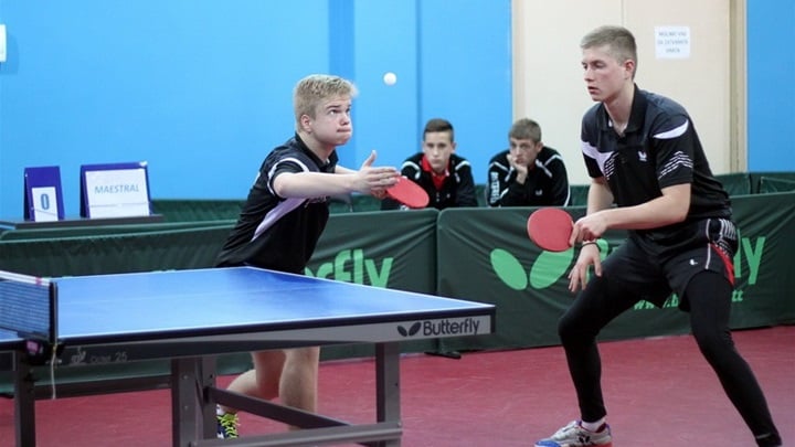 STOLNI TENIS I. LIGA Mislav Posavec i Jakov Tica.jpg