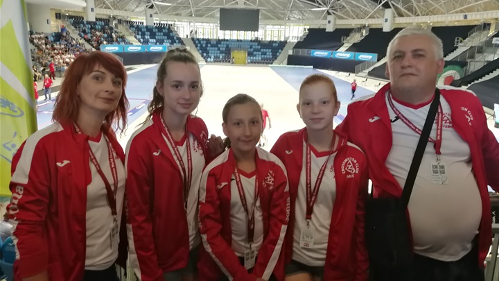 Željka Benčić, Natalija Pećnik, Gracia Benčić, Lucija Banjšak i Tomislav Benčić.jpg