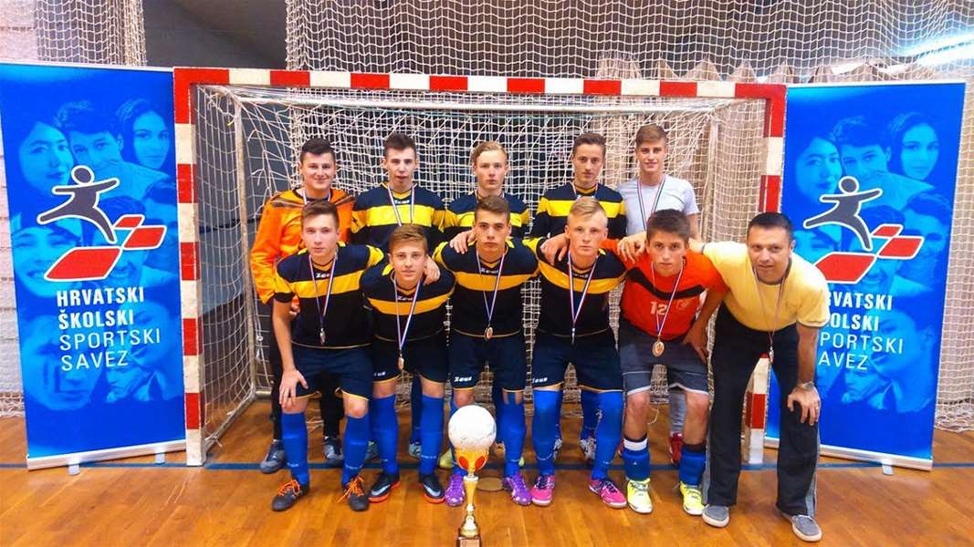 nogometaši bedex.jpg