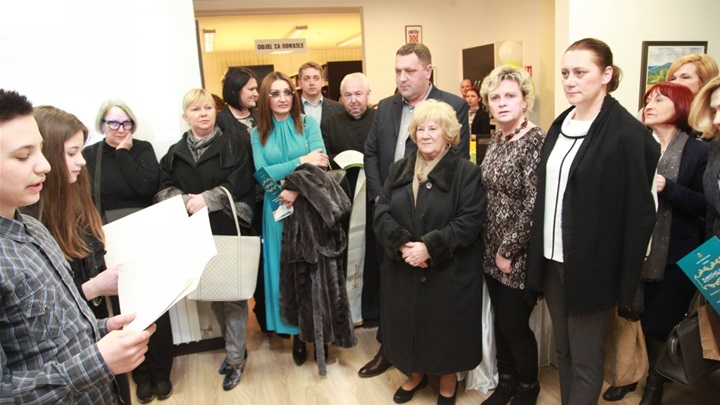 knjižnica stubičke toplice.jpg