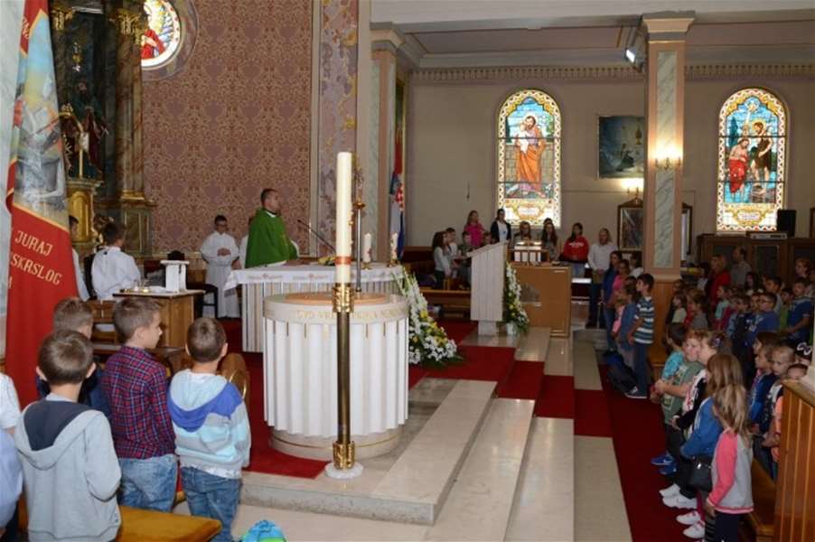 gornja stubica crkva.jpg