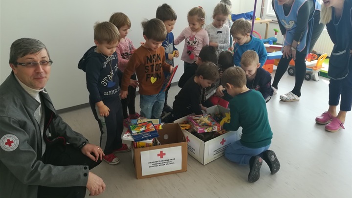 vrtić i crveni križ.jpg