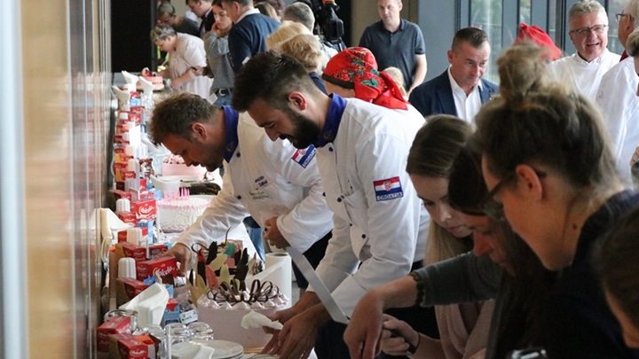 interslast arhiva.jpg