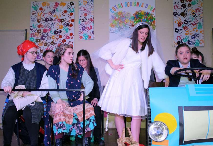 Dramska sekcija KUD-a Lobor s komedijom 'U autobusu'