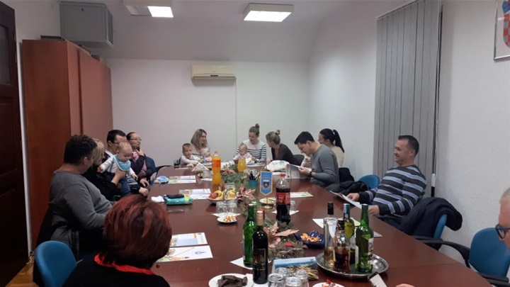 Prijem novorođene djece 2 tuhelj.jpg