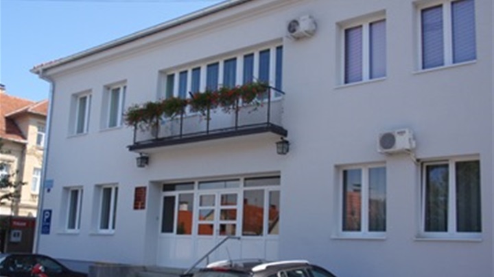 knjižnica donja stubica.jpg