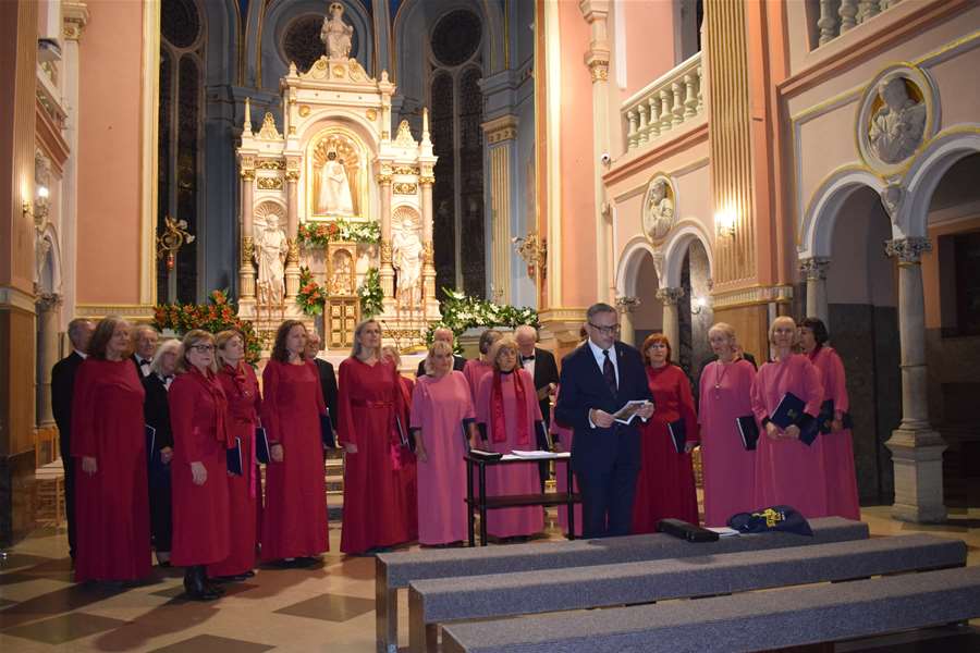 Mješoviti pjevački zbor ''Emil Cossetto'' nastupio u Mariji Bistrici1.JPG