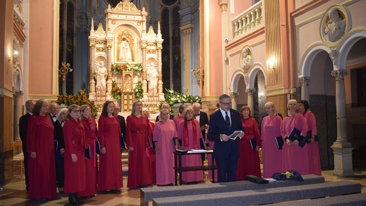 Mješoviti pjevački zbor ''Emil Cossetto'' nastupio u Mariji Bistrici1.JPG