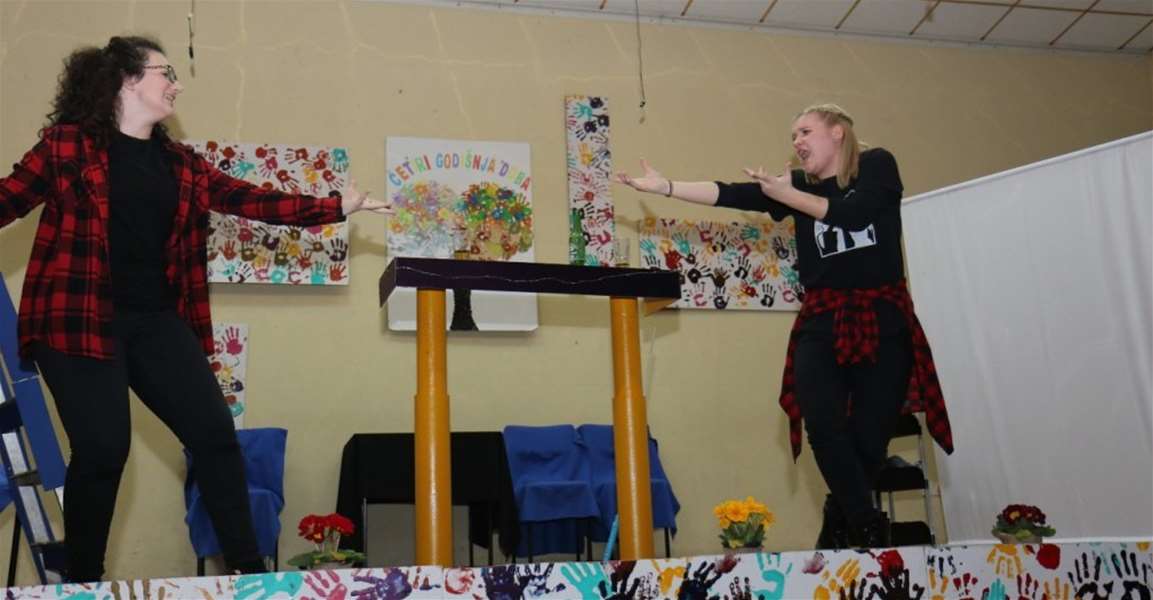 susret lobor (2) glavna.JPG