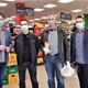 SJAJNA GESTA: Zdravstveni radnici i djelatnici u trgovinama u Oroslavju dobili zaštitne vizire