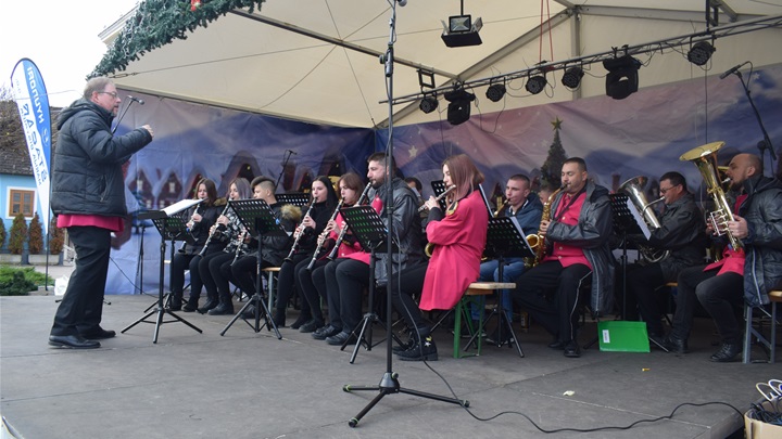 Luka Nižetić otvorio  Advent u Mariji Bistrici 2019.2 Limena glazba KUD-a Lovro Ježek .JPG