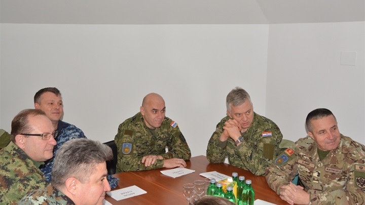 ORUŽANE SNAGE 8.jpg