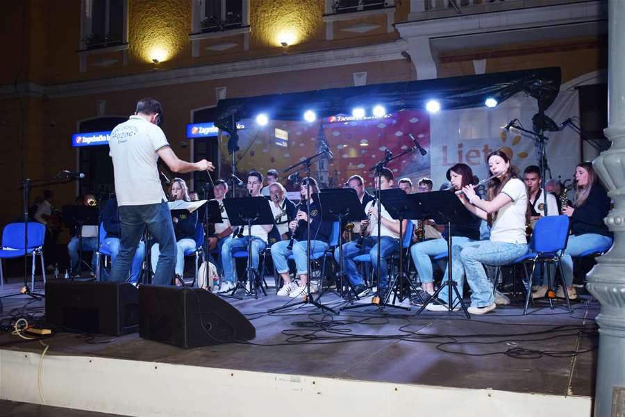 Hum Bistrički pobjednik natjecanja Mjesnih odbora u pripremi kotlovine 03.JPG