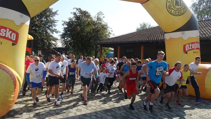 ¸ujedinjeni u utrci za danijelove noge2.jpg