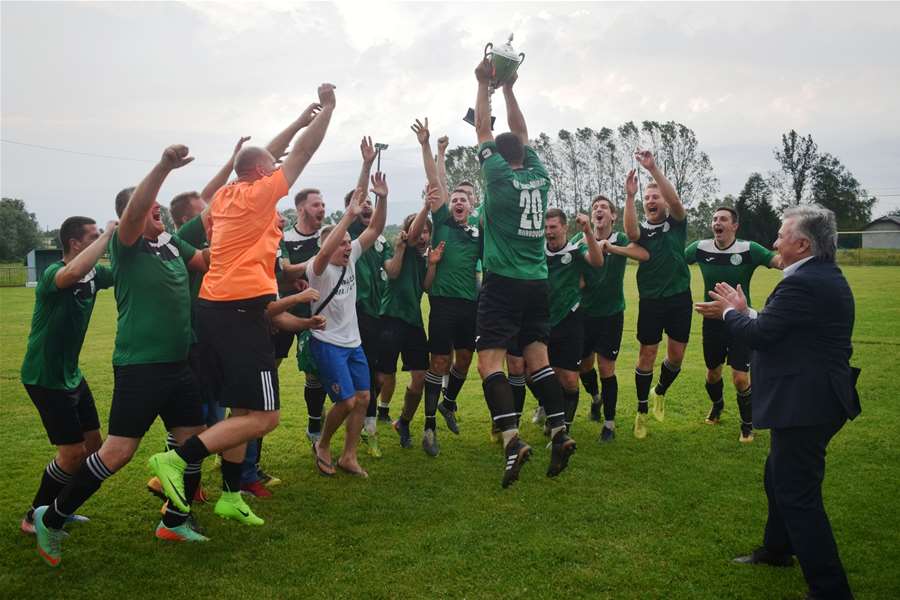 SPORT 18.6_NOGOMET 2. ŽNL OMLADINAC POBJEDNIK 2. ZAGORSKE LIGE 09.jpg