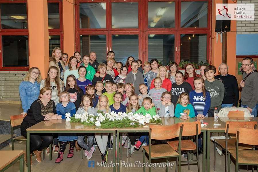 Rdionica povodom Međunarodnog dana tolerancije Svatko ima svojeg anđela..jpg