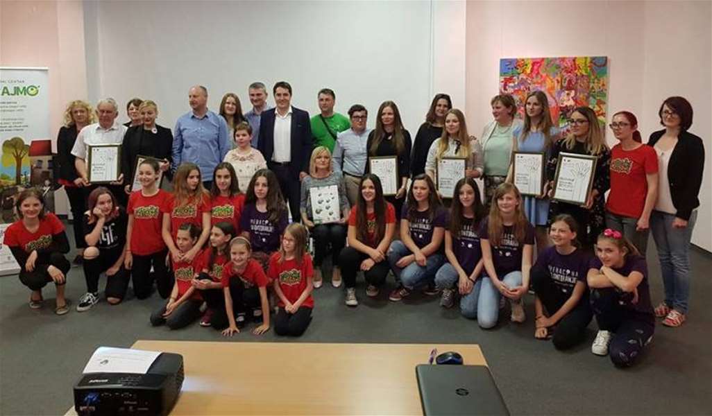 glavna volonteri.jpg