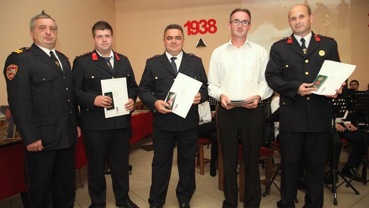 dvd špičkovina 80 godina (3).jpg