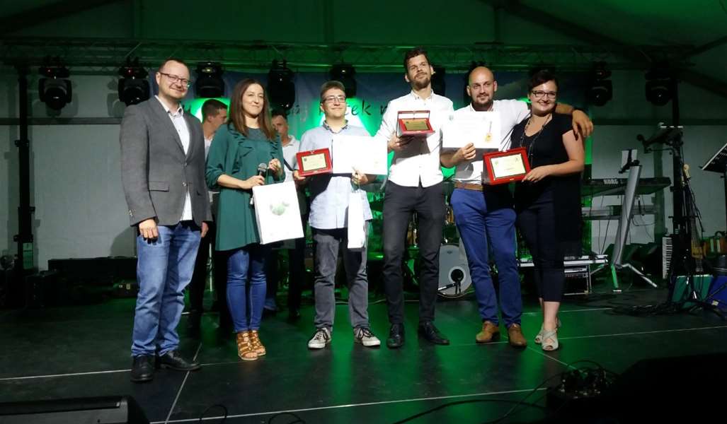 tamburaška noć mače (1).jpg