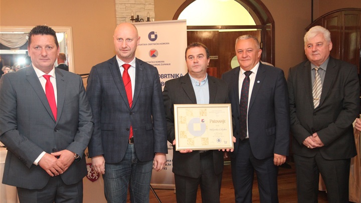 priznanja 2.JPG