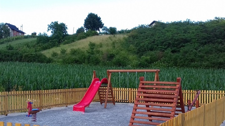 RADOBOJ IGRALIŠTE 2.jpg