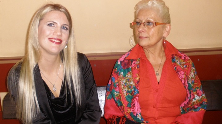 Manda-i prof. Josipa Hopek, njezina prva učiteljica glazbe