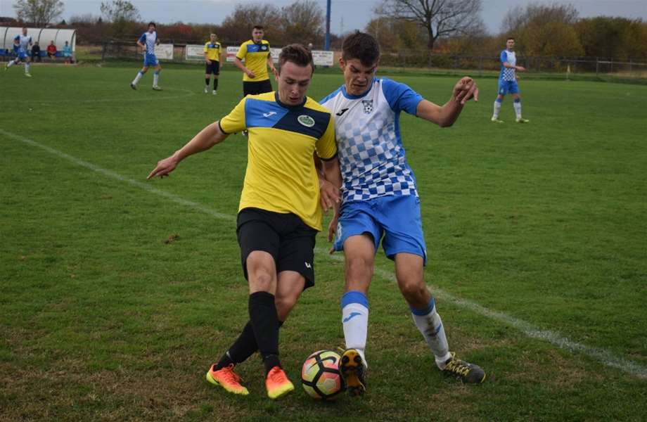 SPORT 30.10_NOGOMET 1. ŽNL PODJELA BODOVA U ZLATAR BISTRICI 6.jpg