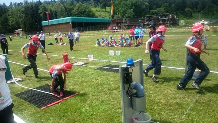 I muška i ženska mladež DVD-a Bedekovčina među 10 na vatrogasnoj olimpijadi 7.jpg