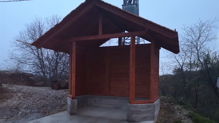 KUĆICA TA.jpg