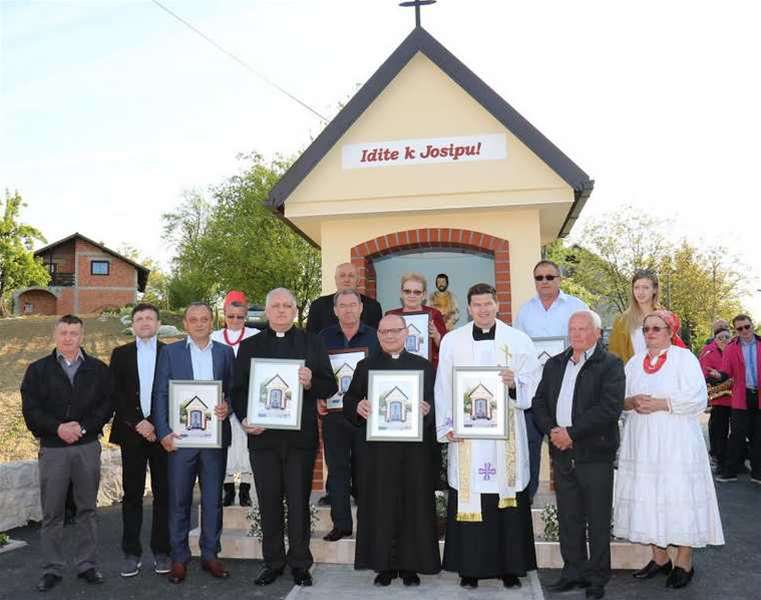 BLAGOSLOV GLOBOČEC  1.jpg