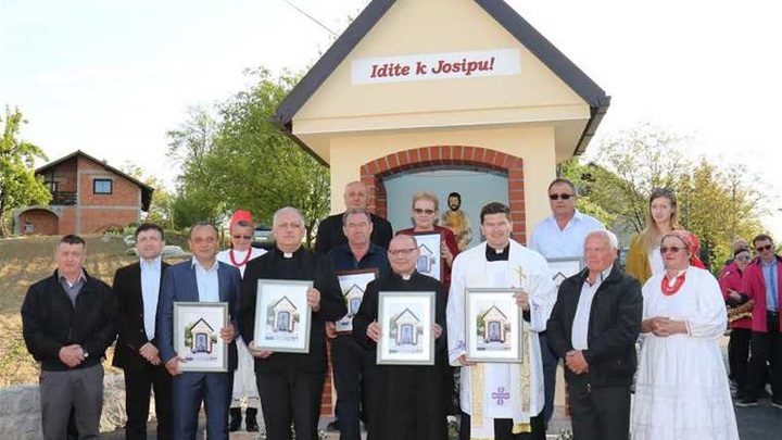 BLAGOSLOV GLOBOČEC  1.jpg