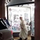 [VIDEO] Papa Franjo sinoć se iskrao iz Vatikana da u dućanu kupi jedan CD