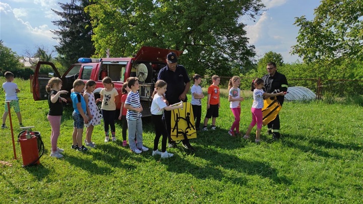 dvd stubička slatina i učenici