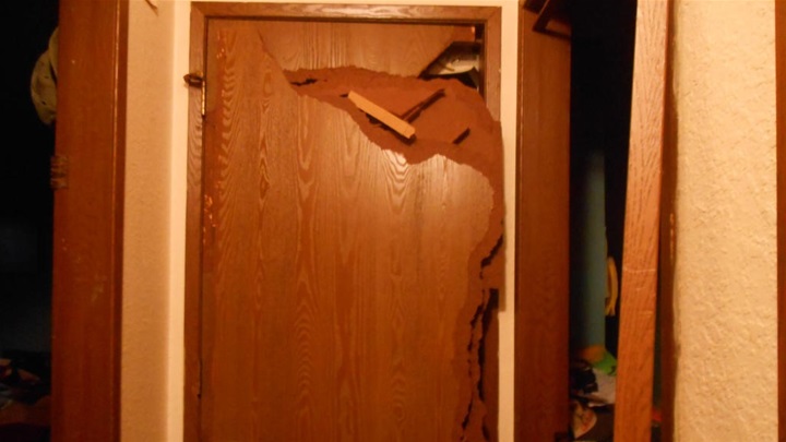 broken_door_by_rebeccasavage_d71dwch-fullview.jpg