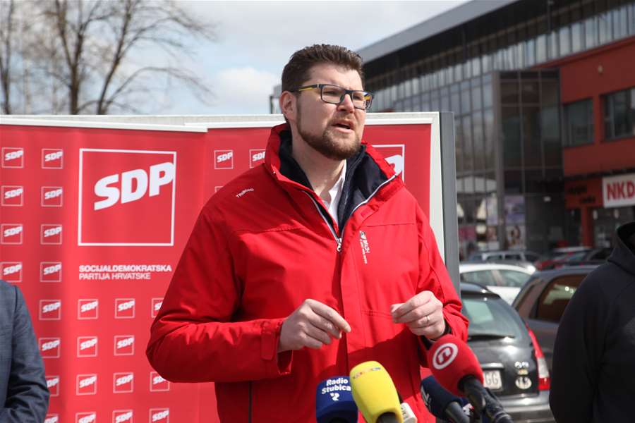 peđa grbin.JPG