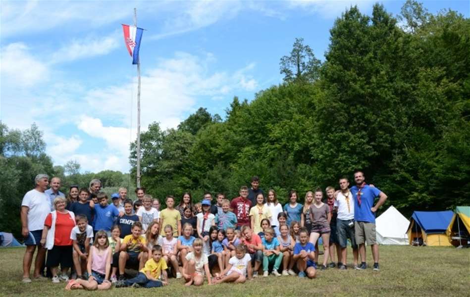 skauti gornja stubica.jpg