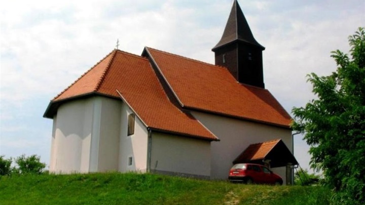 kapela svete ane začretje