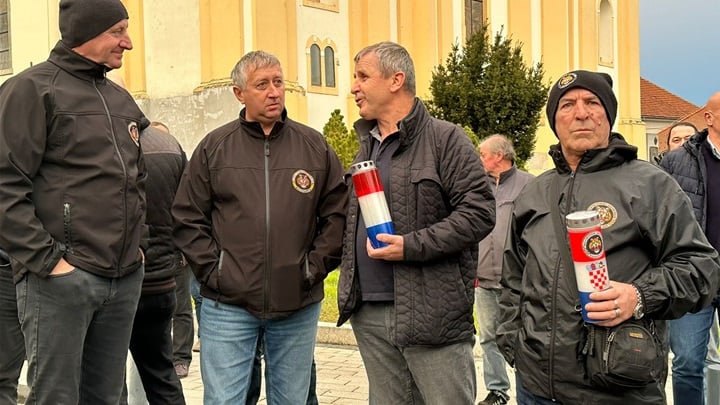 WhatsApp Image 2024-12-20 at 18.57.31.jpeg