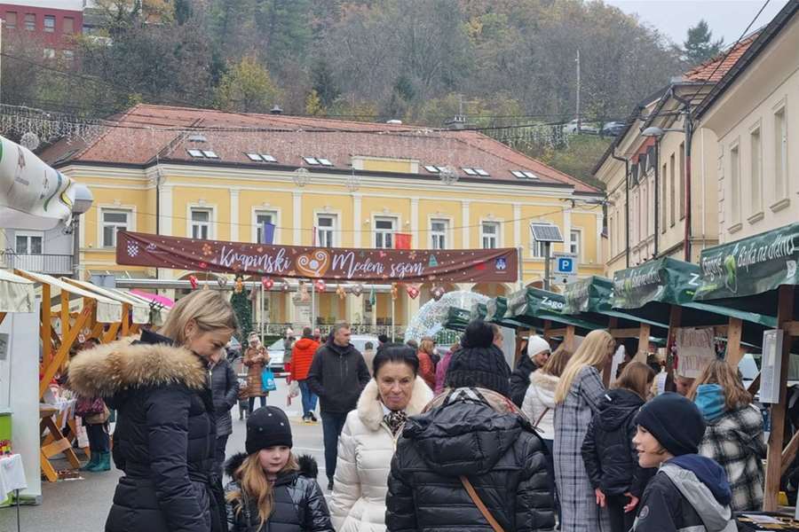 krapina medni sejem (11).jpg