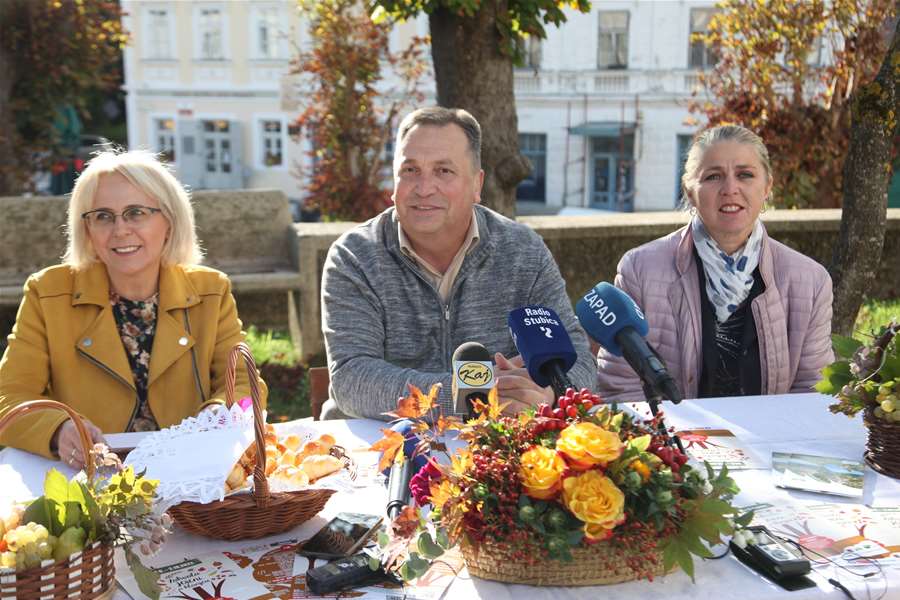 zahvala jeseni klanjec press (1).JPG