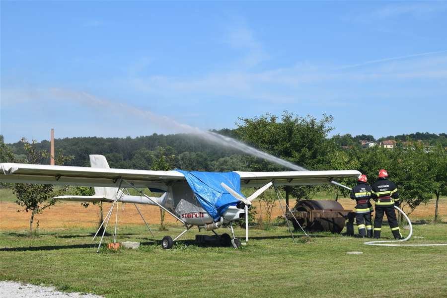 Vježba ''Tugonica 2019.'' prikazala mogući požar aviona04.jpg