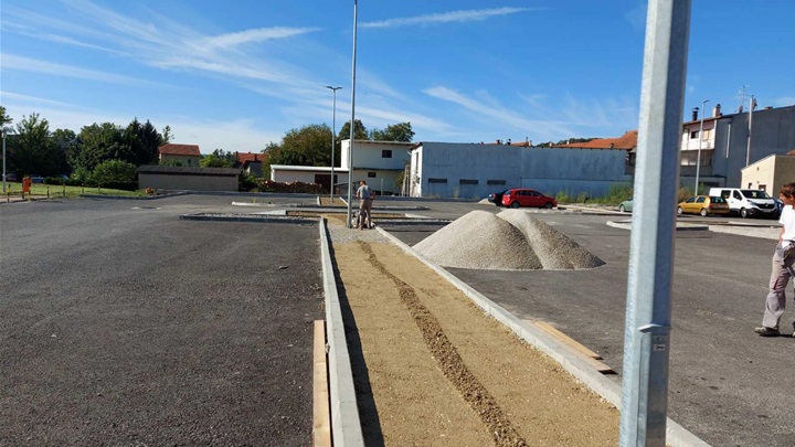 parkiralište zlatar.jpg