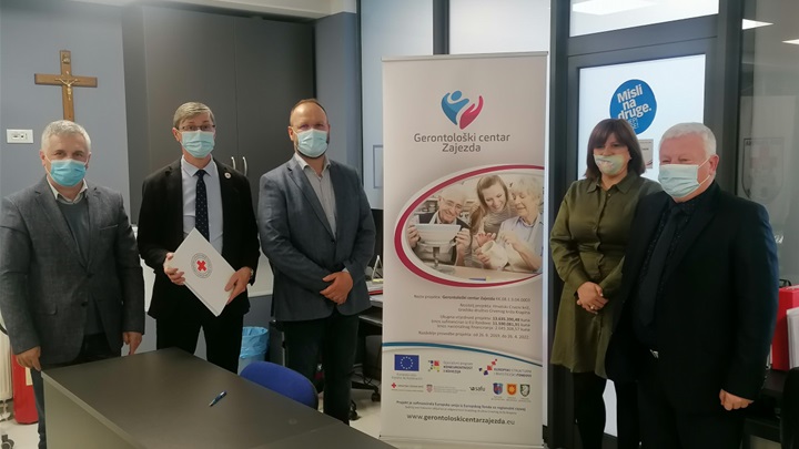 ugovor gerontološki.jpg