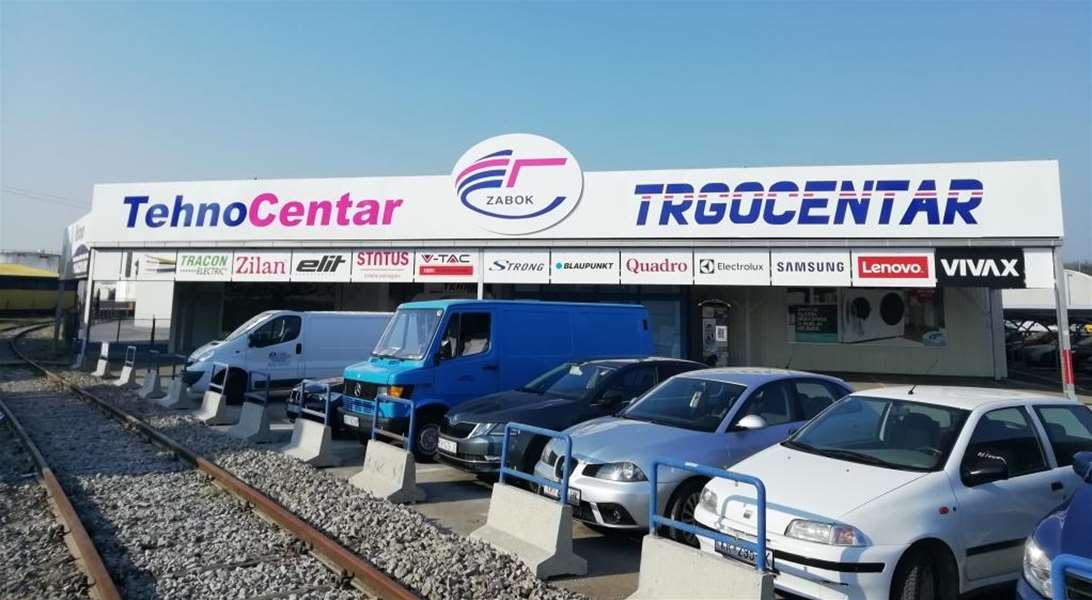 trgocentar parkiralište glavna.jpg